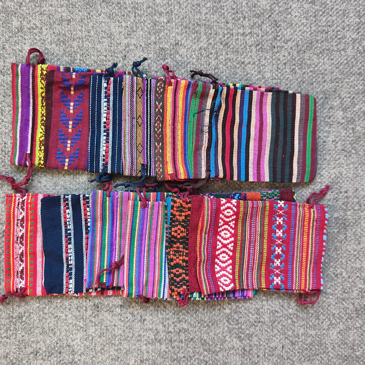 12 Bolsas de Regalo con Cordón a Rayas de Estilo Étnico 4
