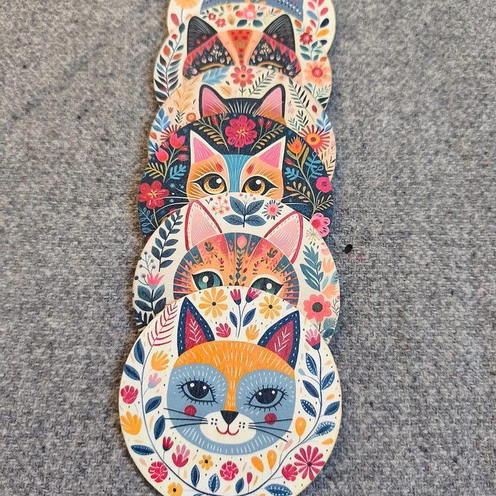 6pcs Posavasos de Madera Serie Gato Vibrante 4
