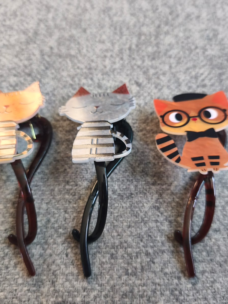Set de 3 clips  Acrílicos de Gato de Dibujos para el pelo 2
