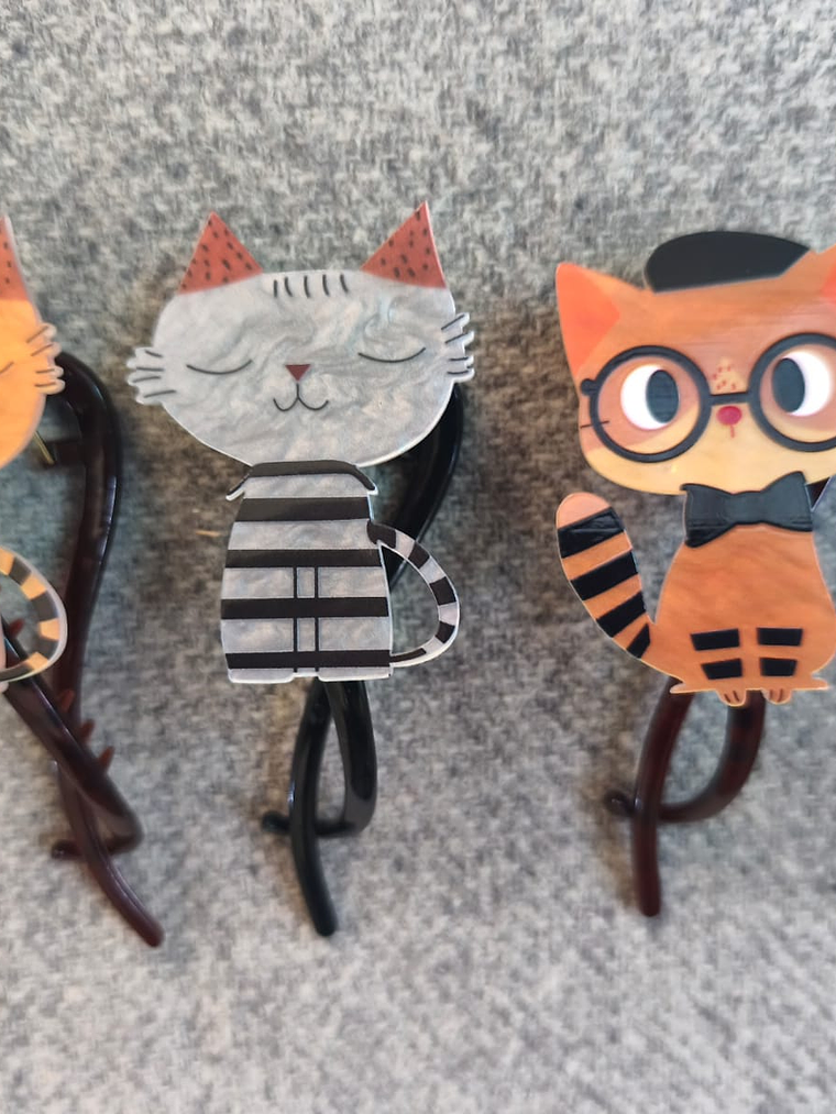 Set de 3 clips  Acrílicos de Gato de Dibujos para el pelo 3