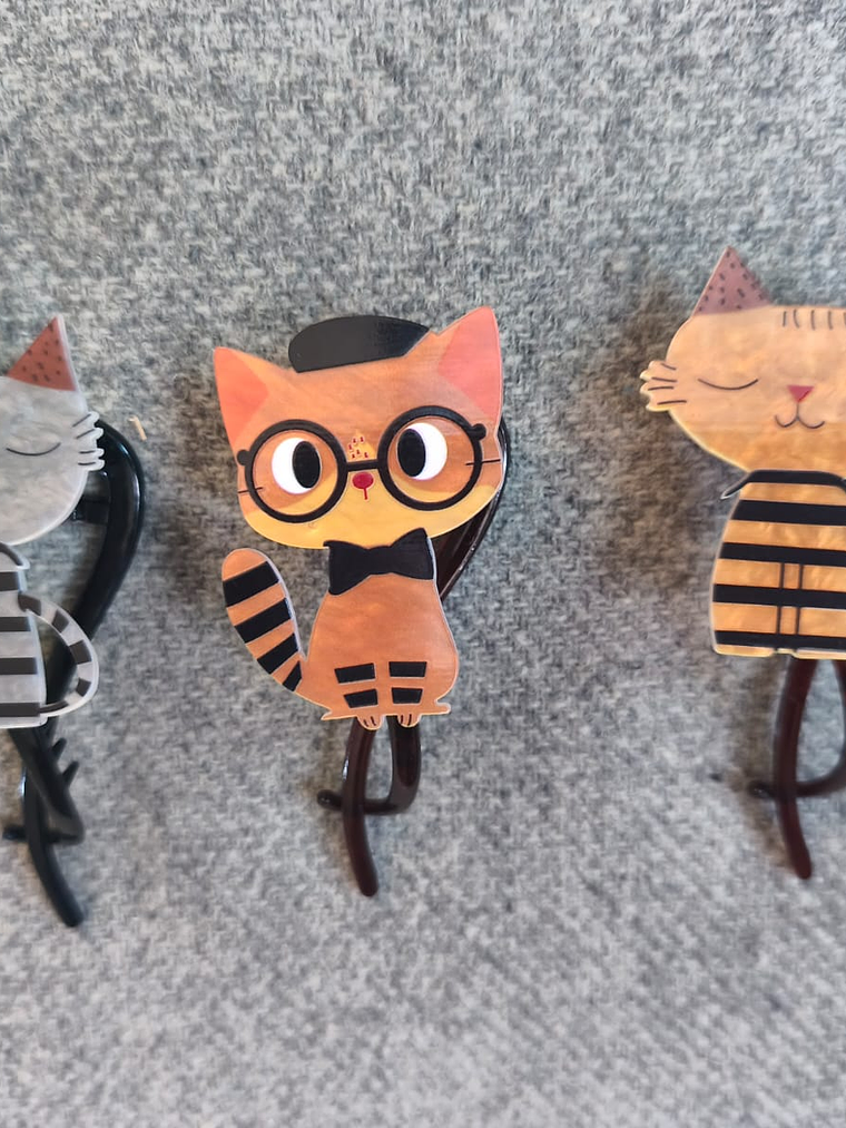 Set de 3 clips  Acrílicos de Gato de Dibujos para el pelo 1