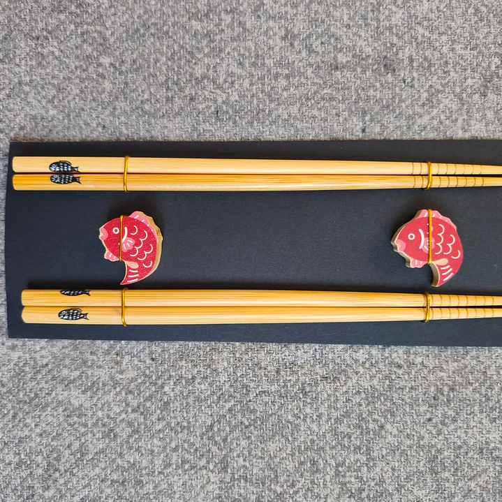 Palillos  de bambú y madera con estampado japonés 2