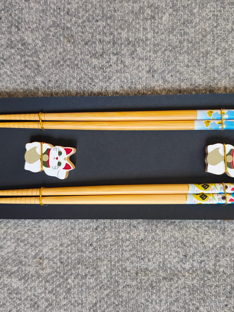 Juego de palillos de bambú y madera con estampado japonés 5