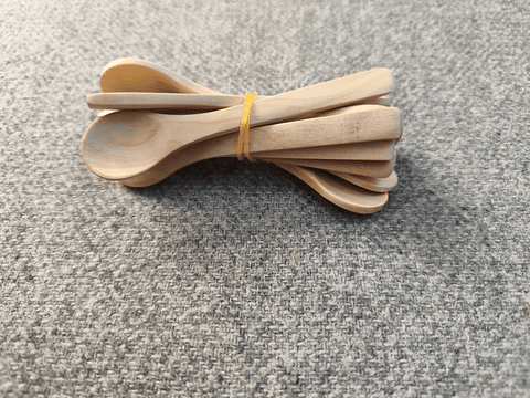10 cucharas de madera 