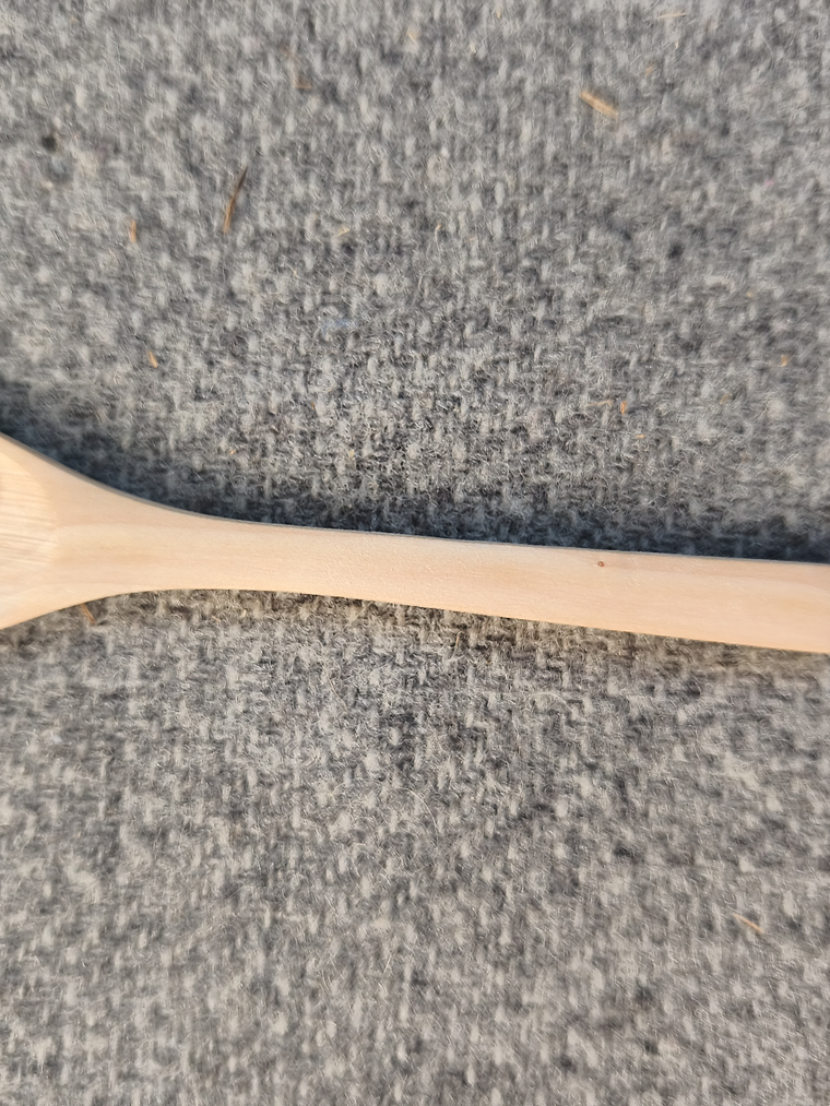 10 cucharas de madera  3