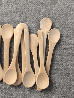 10 cucharas de madera 