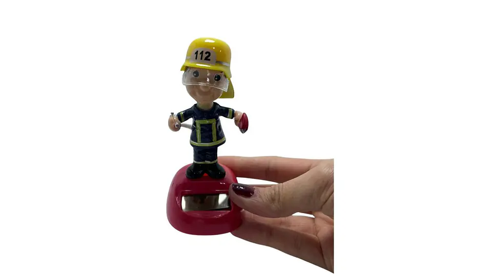 Bombero solar decorativo con movimiento automatico clasico 4