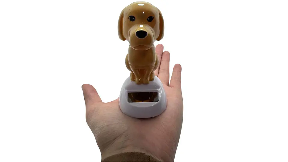 Perro solar decorativo con cabeza móvil por energía solar 2