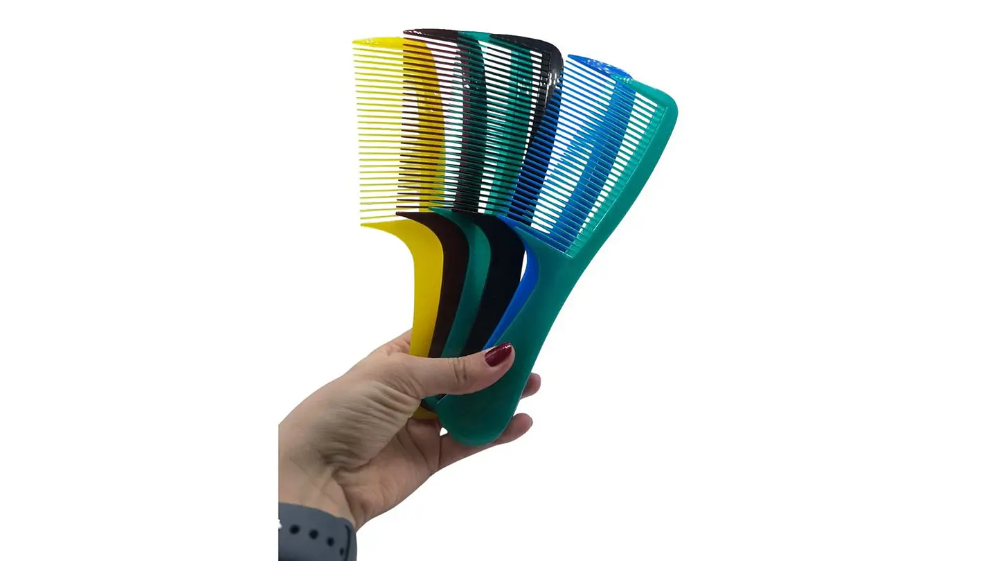 Paquete de 12 Peinillas Plásticas Colores Variado 1