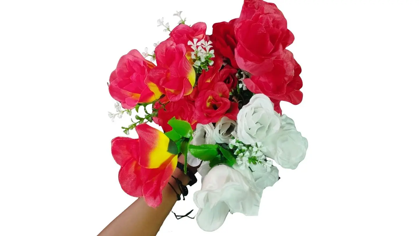 Ramo De Rosas Artificiales Económicas 4