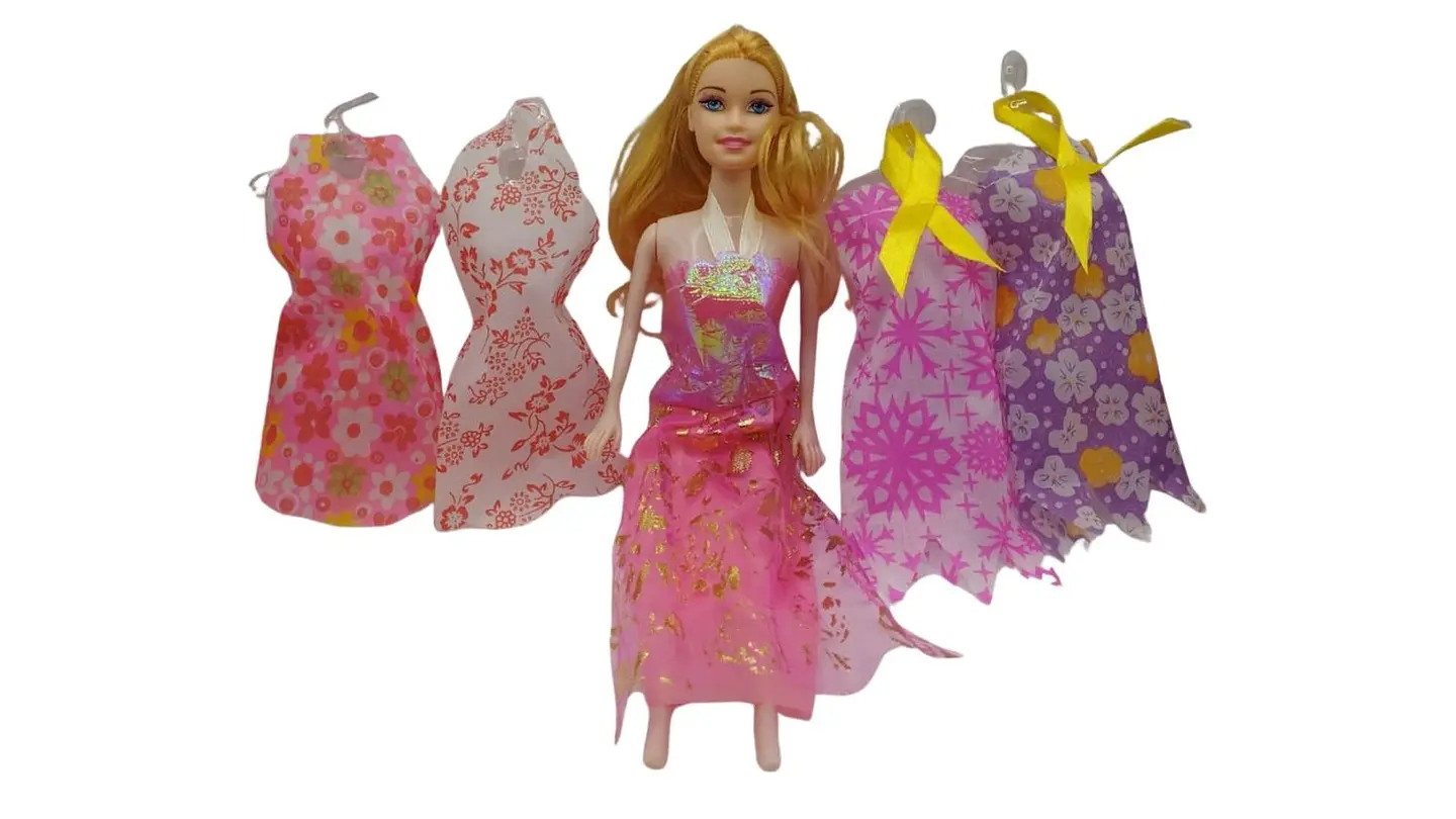 Muñeca con vestidos intercambiables Charm Girl 2