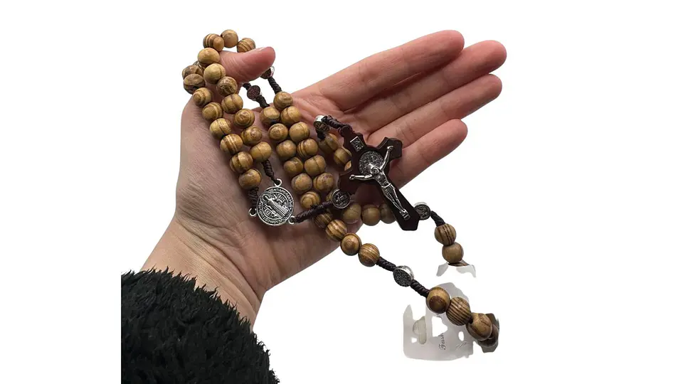 Camándula de Madera con Cruz Rosario Religioso Elegante 4
