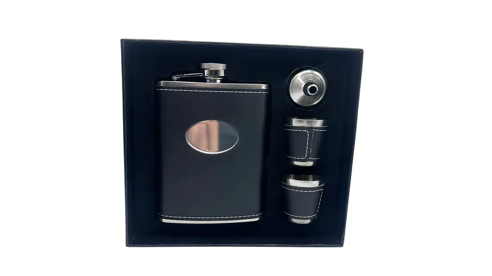 Set Licorera Acero 9oz con Vasos Embudo Estuche Elegante 2