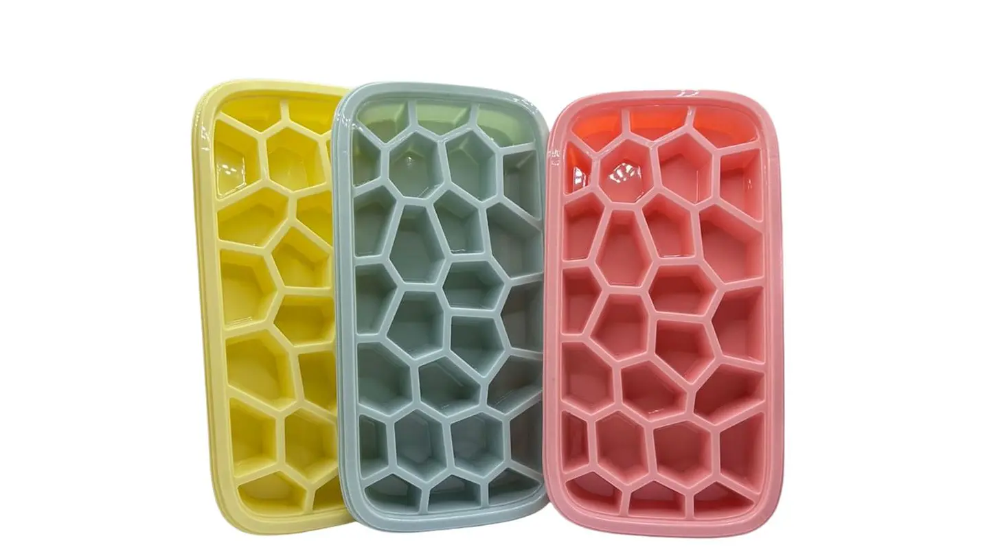 Molde de Hielo Plástico Cubos Diseño Moderno Colores Surtido 1