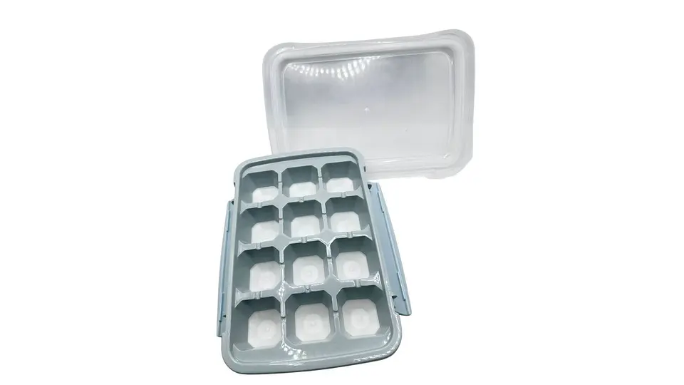Molde Hielo Plástico 13 Espacios con Tapa Hermética Práctico 5