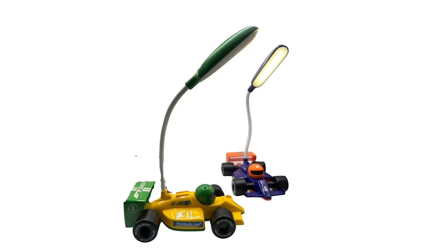 Lámpara LED Carro Fórmula USB Flexible Recargable 2
