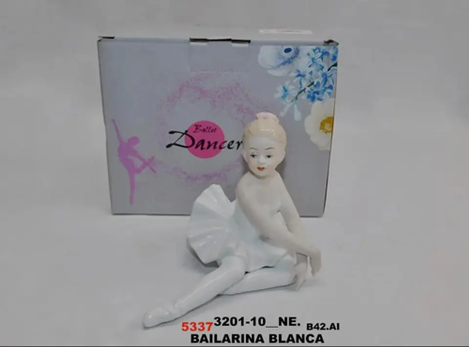 Figura Artística De Bailarina En Porcelana Blanca Premium 6