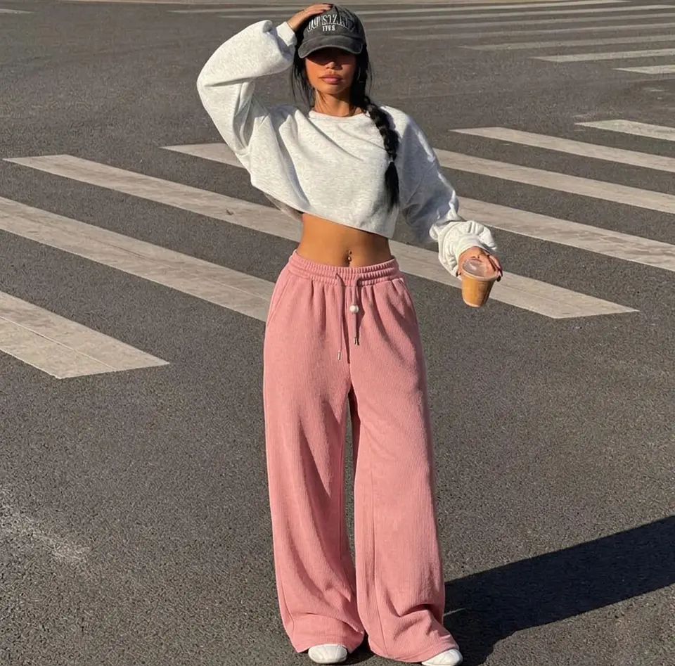 Pantalón de buzo con polar 10