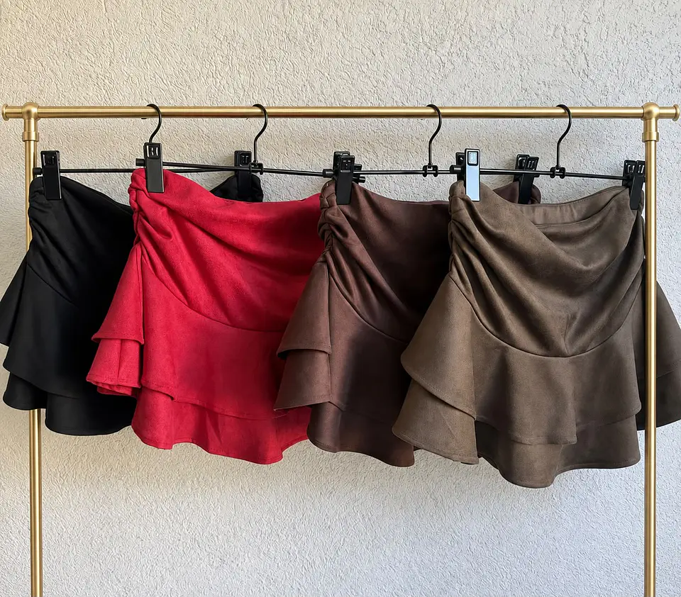 Falda short simil gamuza  6