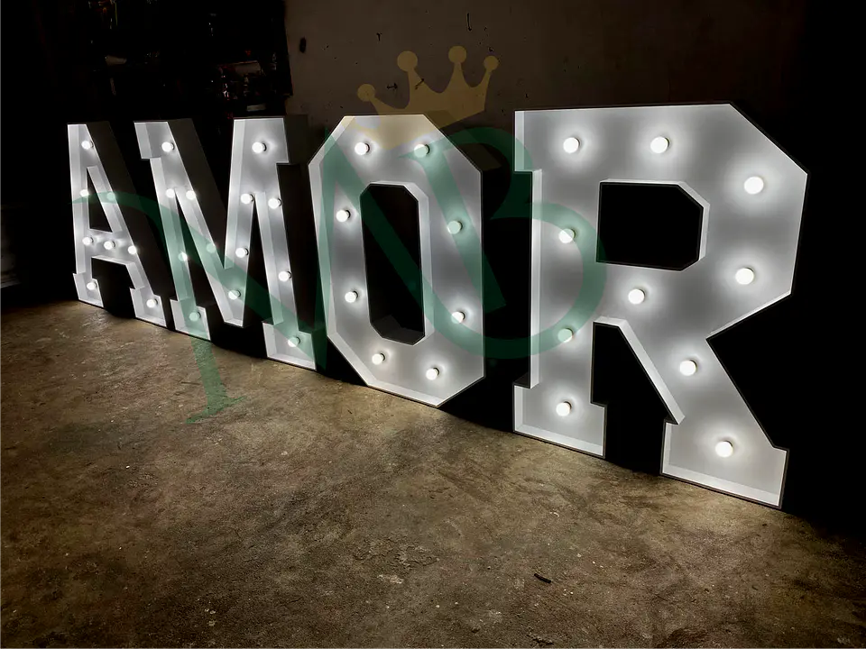 Letras Luz AMOR 2