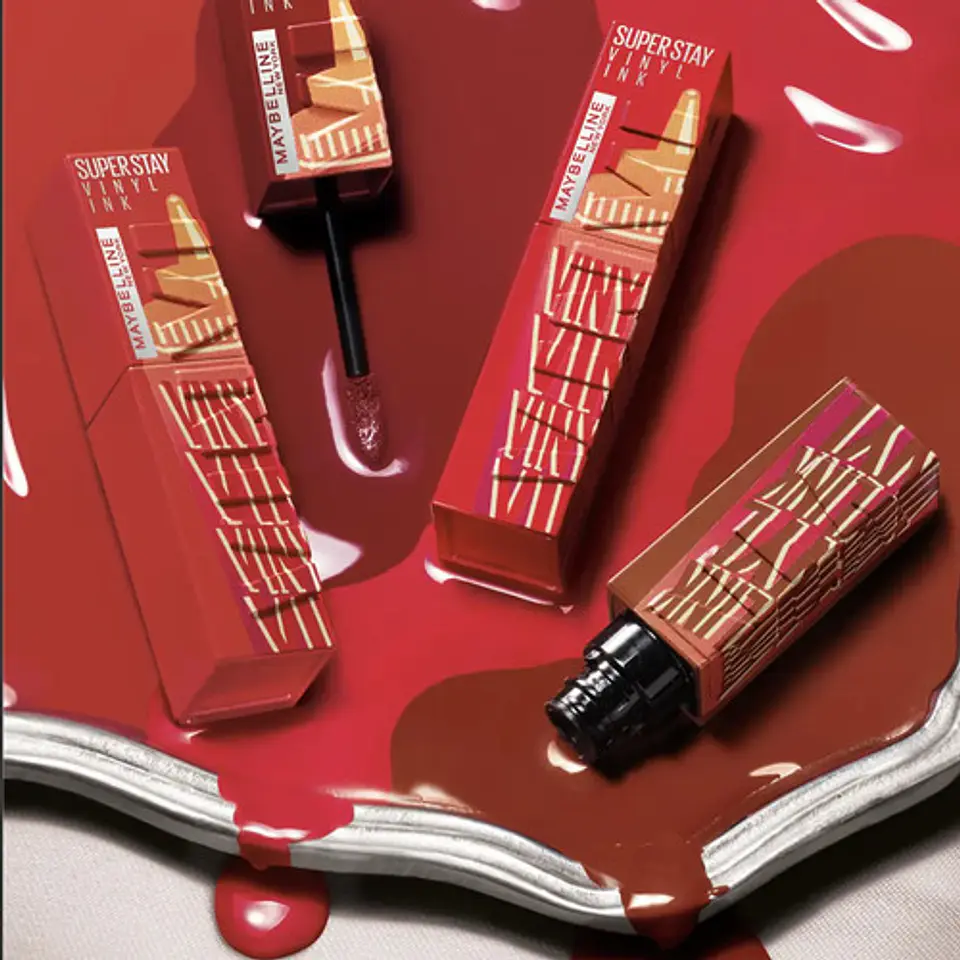 Kit Maybelline X2 Labial Vinyl + Palett Color Rival Spisuave 6