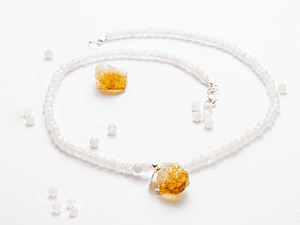 Collar de piedras cuarzo blanco y colgante citrino