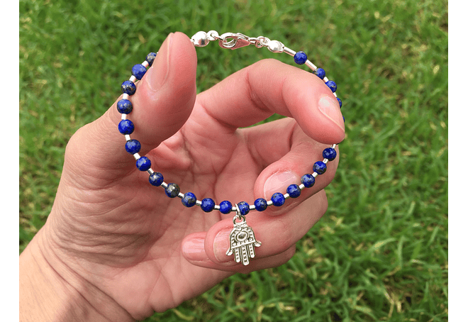 Pulsera mano de Fátima y lapislazuli