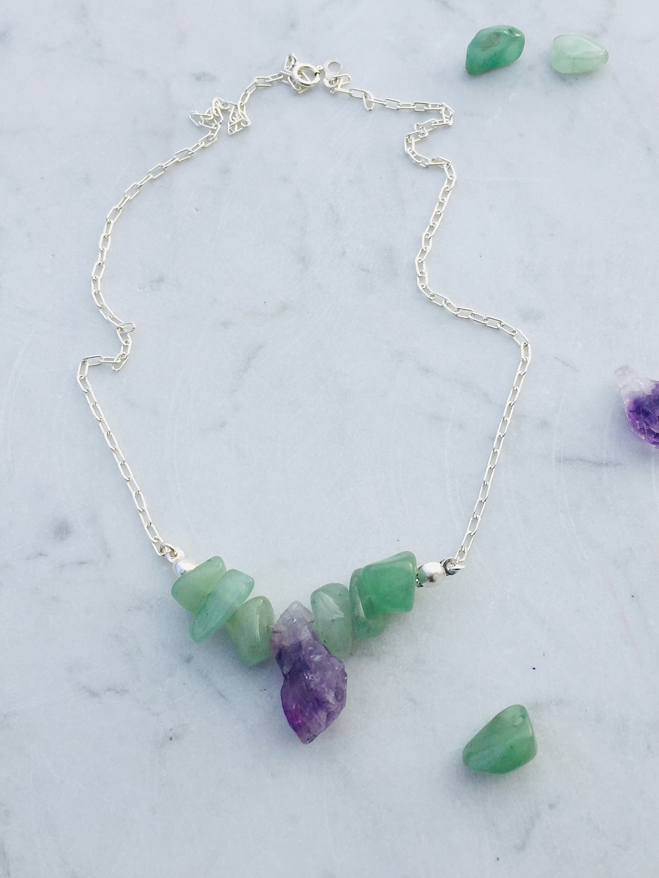 Cadena de plata 980 amatista y jade verde 2