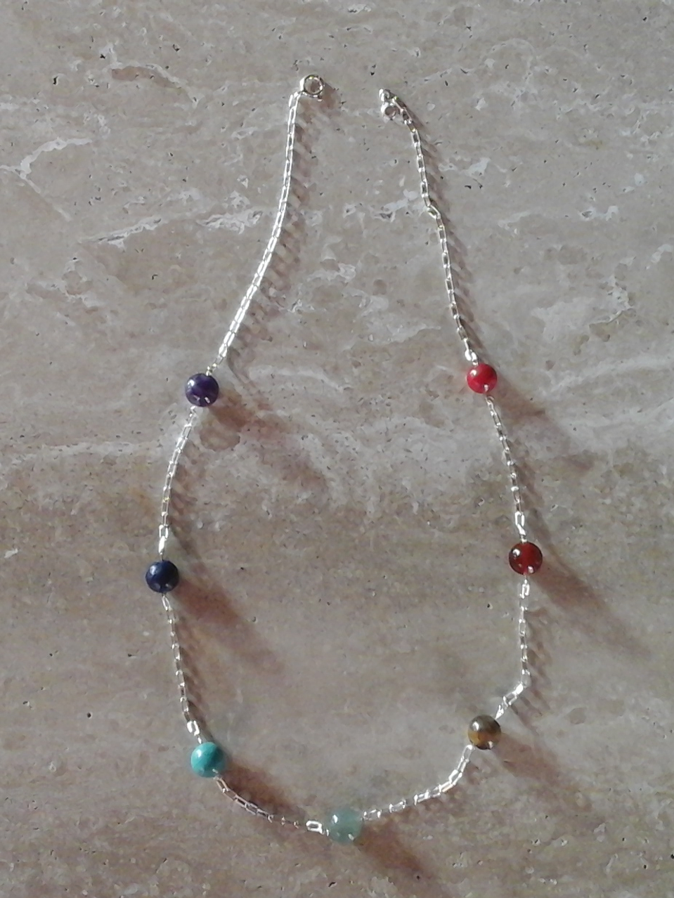 Cadena de plata con piedras de los 7 chakras 2