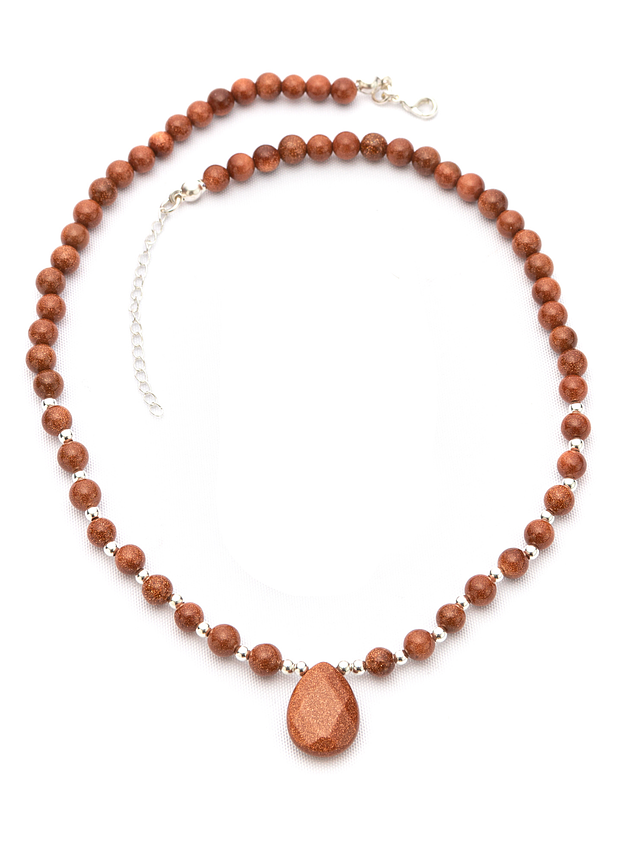 Collar de piedra del sol y detalles de plata 2