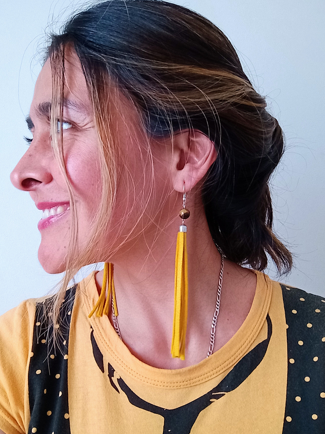 Borlas de gamuza, piedra ojo de tigre y plata 2