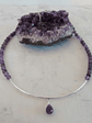 Collar de piedras amatista con detalles de plata y gota de piedra facetada - Miniatura 1