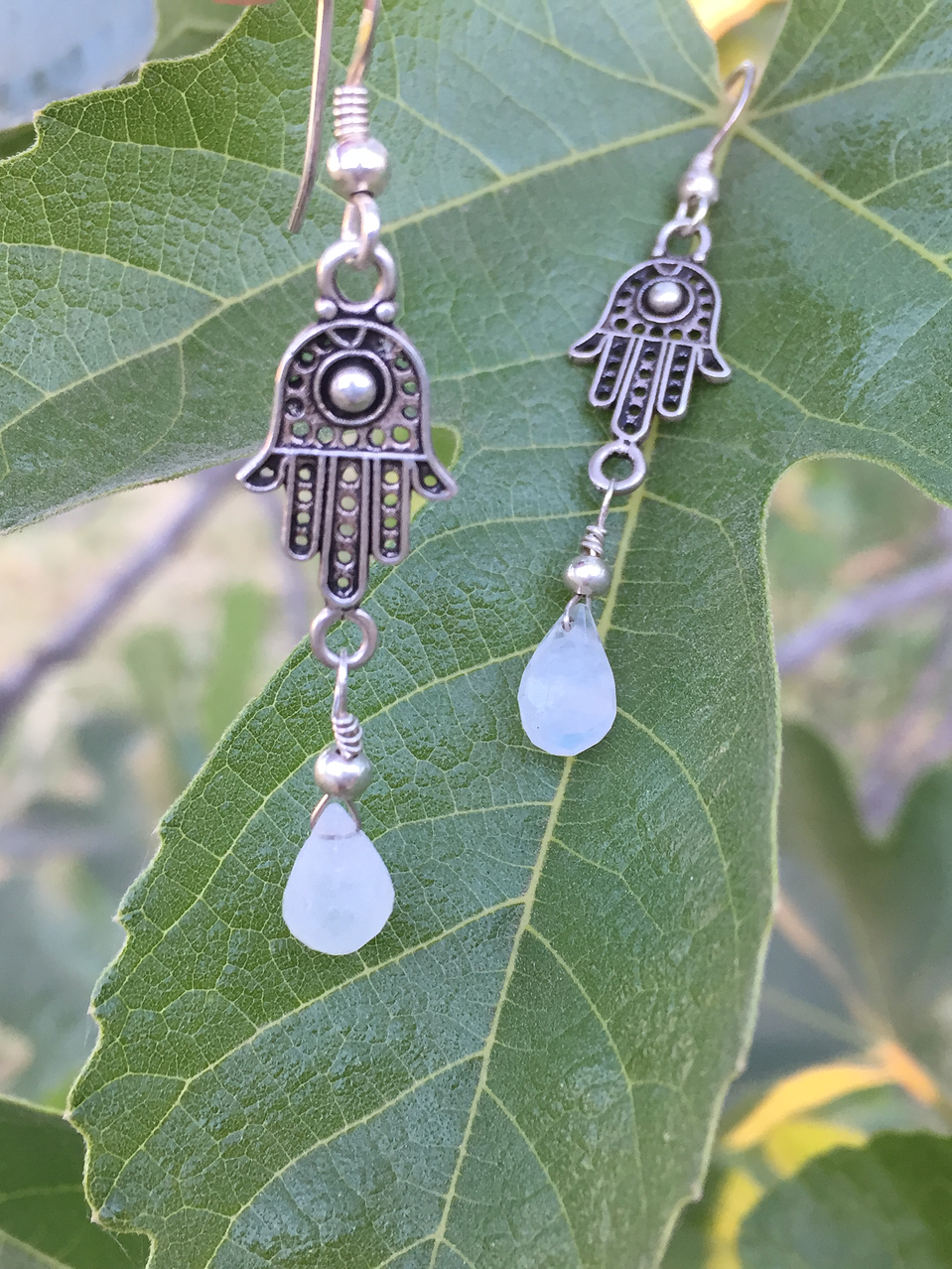 Aros mano de Fátima y piedra luna 1