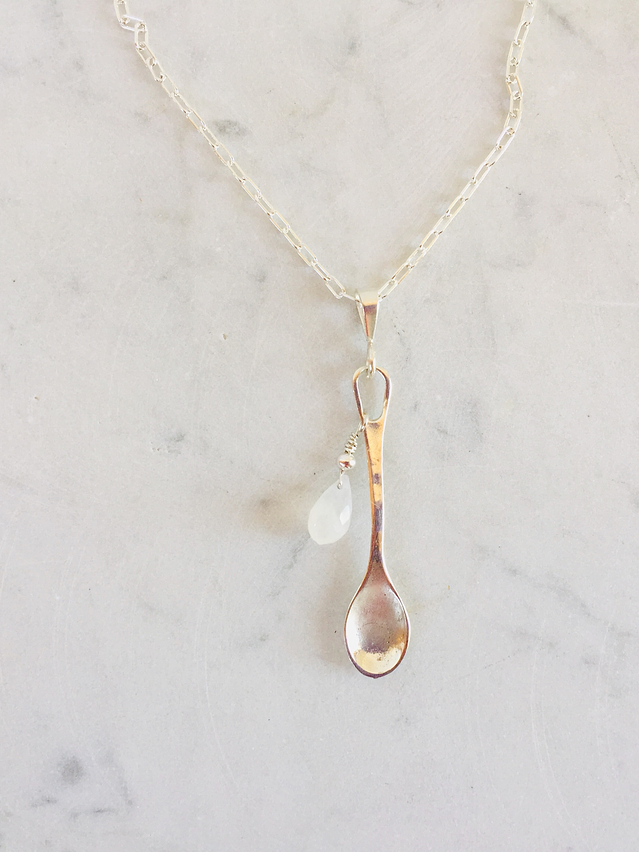 Cadena cuchara de plata y gota piedra luna facetada 1