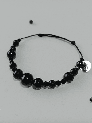 Pulsera de hilo regulable de piedras ónix