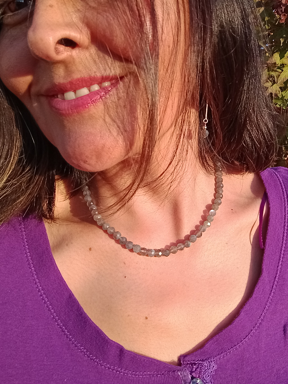 Collar de piedras labradorita facetada 1