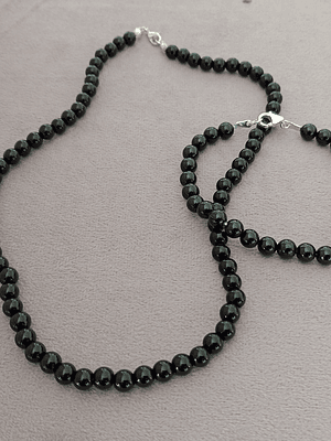 Conjunto de collar y pulsera de piedras turmalina 