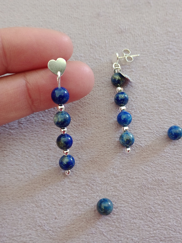 Aros de piedras lapislázuli y detalles de plata 1