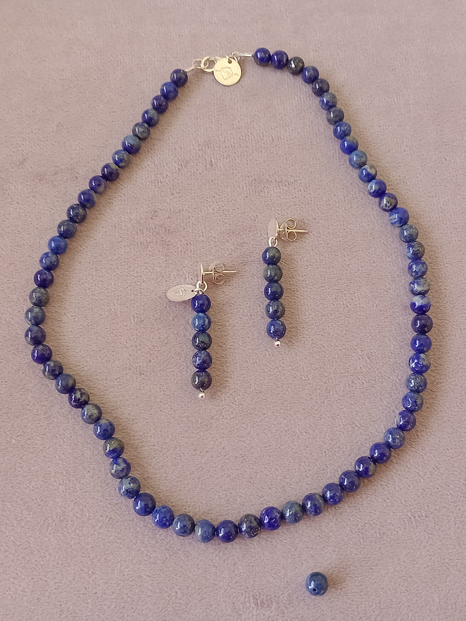 Conjunto de collar y aros de piedras lapislazuli 2