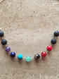 Cadena de plata con piedras de los 7 chakras y piedra volcánica - Miniatura 2