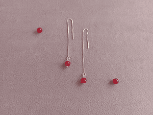 Aros de plata y piedras jade rojo