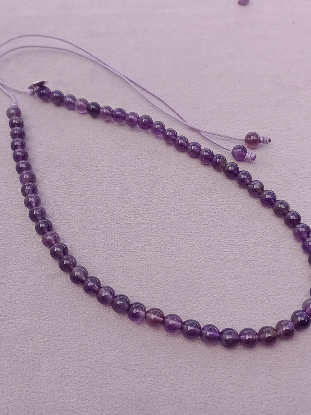 Collar de hilo regulable de piedras amatista 4