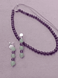 Conjunto de collar de hilo regulable y aros de piedras amatista y jade verde - Miniatura 6