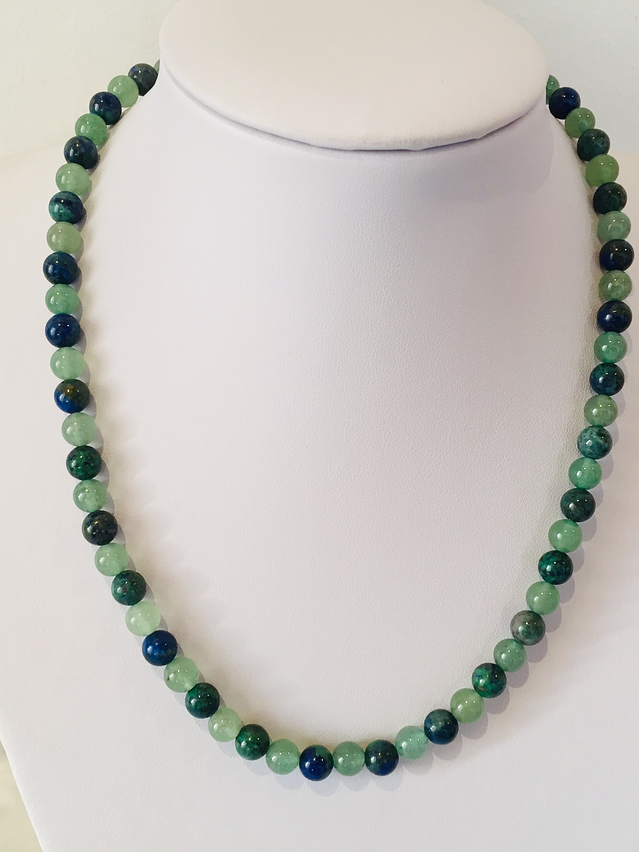 Collar de jade verde y azurita 2