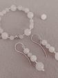 Conjunto de pulsera y aros de piedras de cuarzo rosa - Miniatura 1