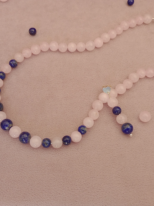 Conjunto de collar y aros de piedras cuarzo rosa y lapislázuli 2