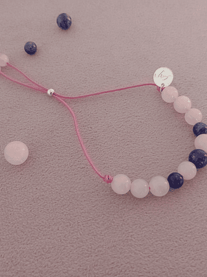 Pulsera de hilo regulable de piedras de cuarzo rosa y lapislázuli