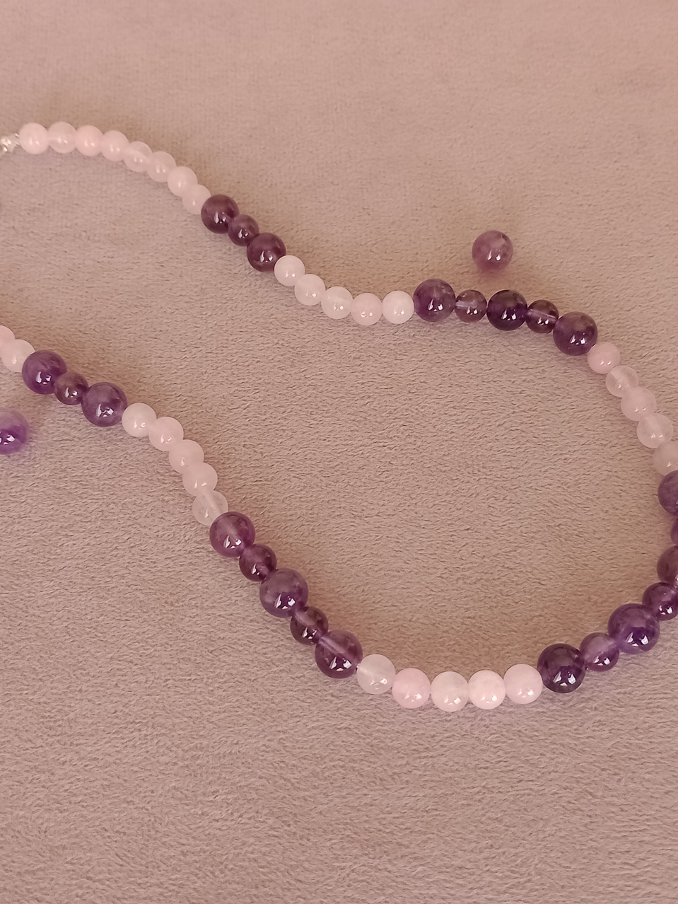 Collar de piedras cuarzo rosa y amatista 5