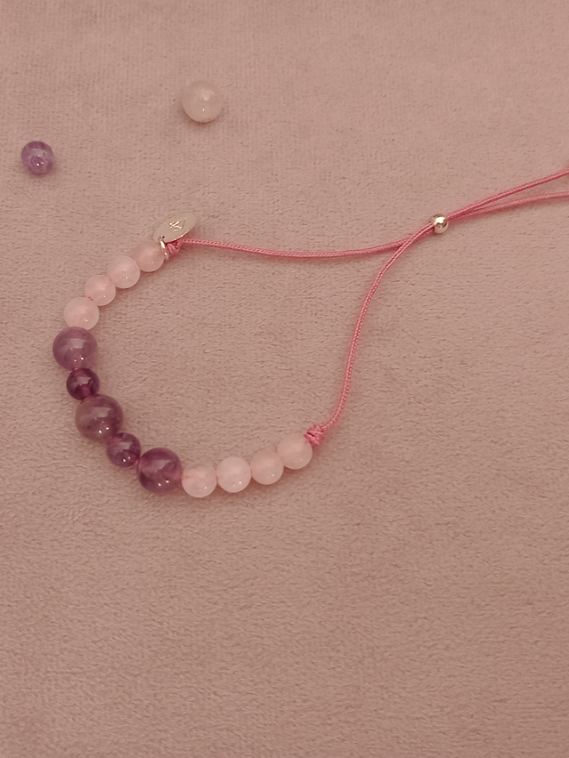 Pulsera de hilo regulable de cuarzo rosa y amatista 2