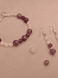 Conjunto de pulsera y aros de piedras cuarzo rosa y amatista - Miniatura 2